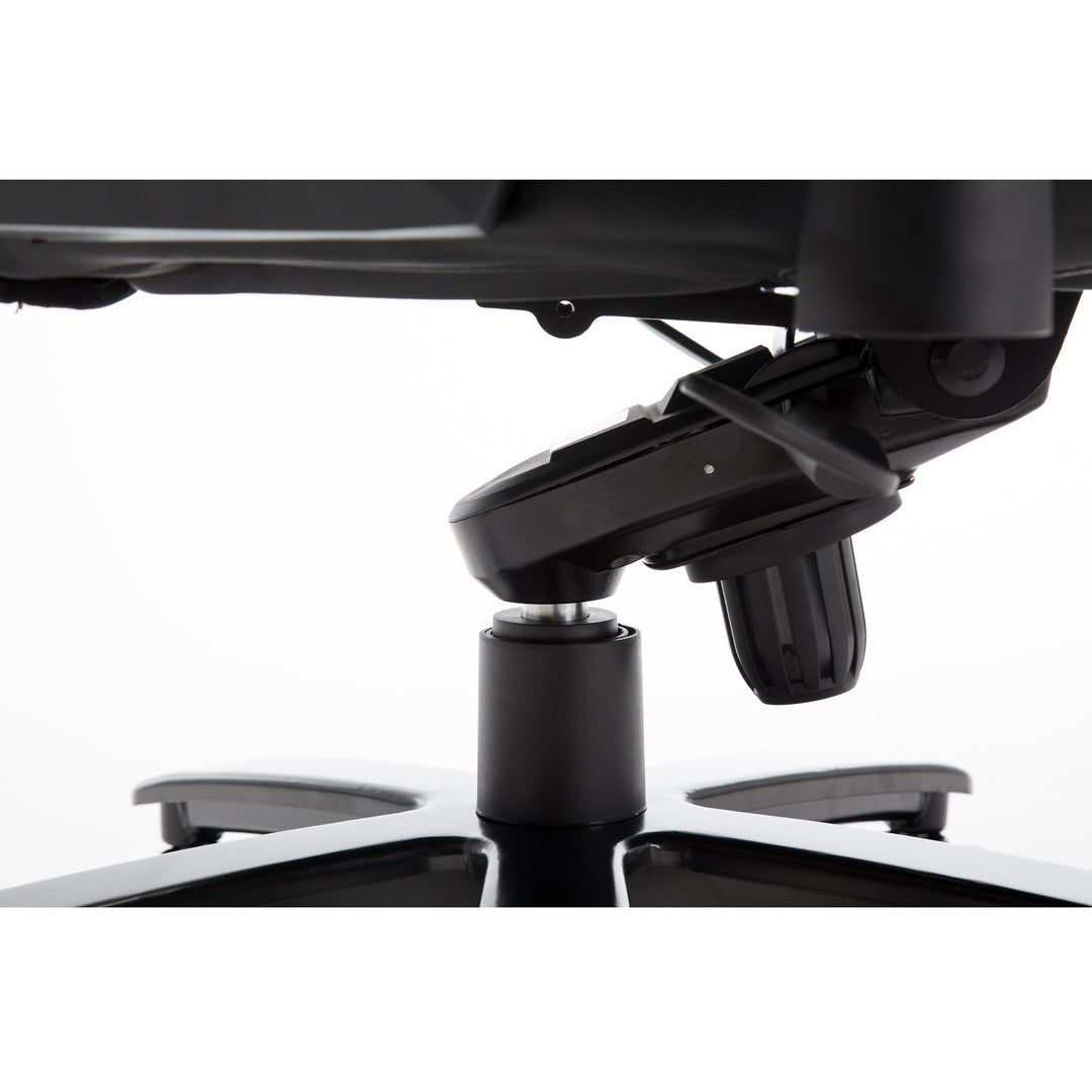 TITAN II - GAMING CHAIR
